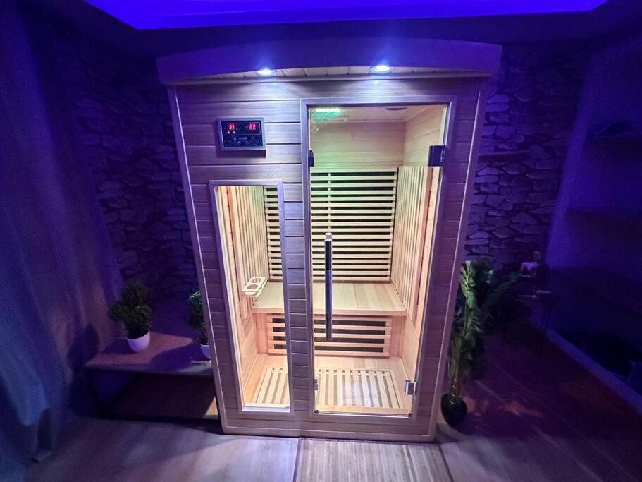E Servagnat T3 Luxe Avec Sauna Jacuzzi Et Hammam Épernay Zewnętrze zdjęcie